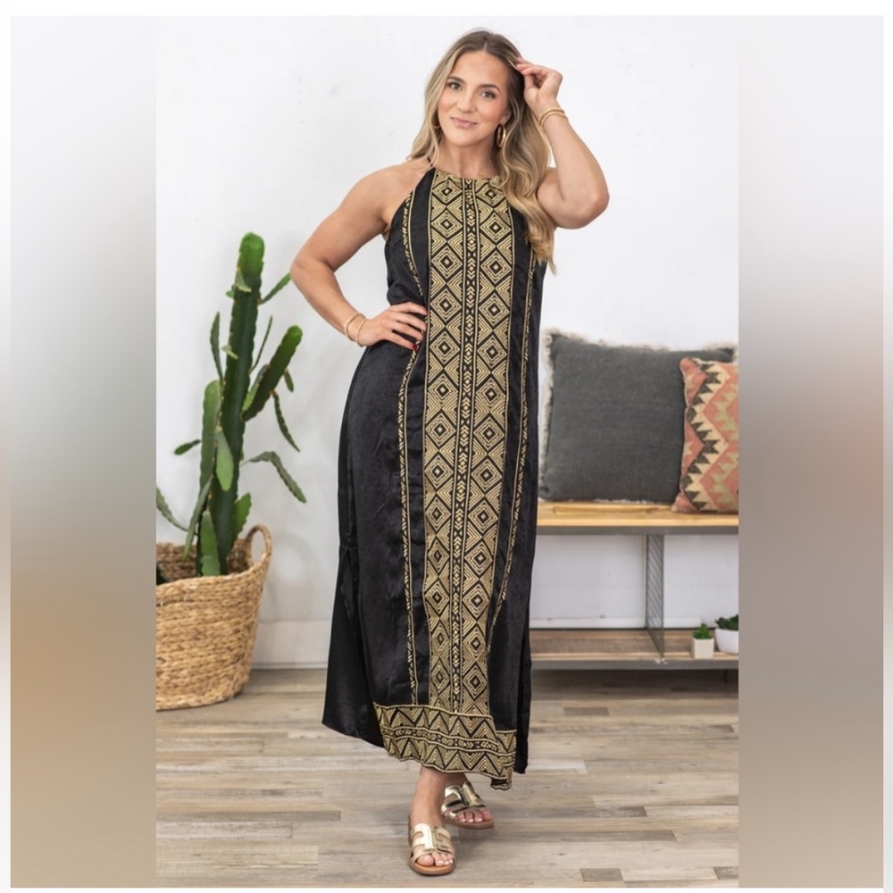 Savanna Jane Black and Gold Maxi Dress